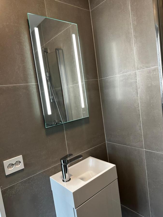 Skagesund Guest House With Free Parking Тромсё Экстерьер фото